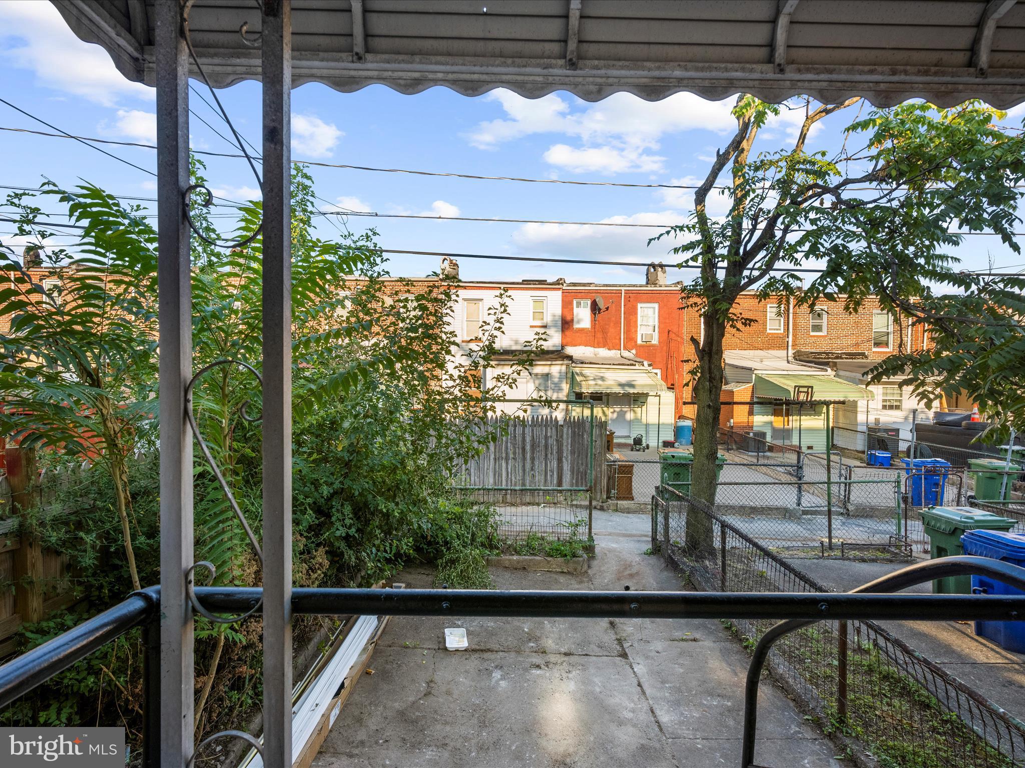 ELWOOD PARK - Residential