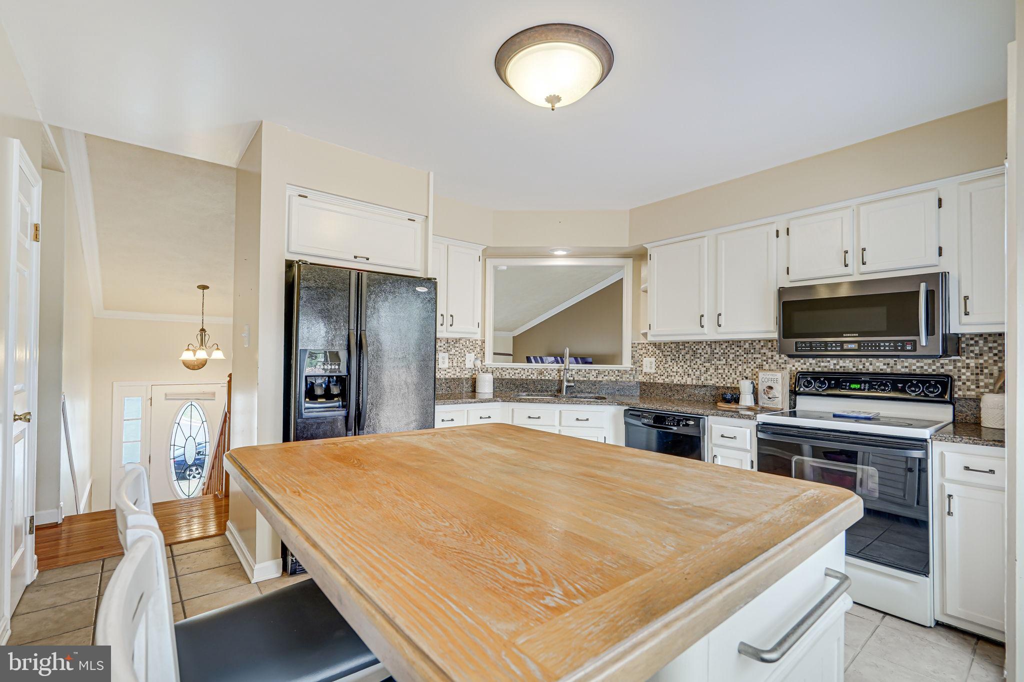 STRATFORD GLEN - Residential