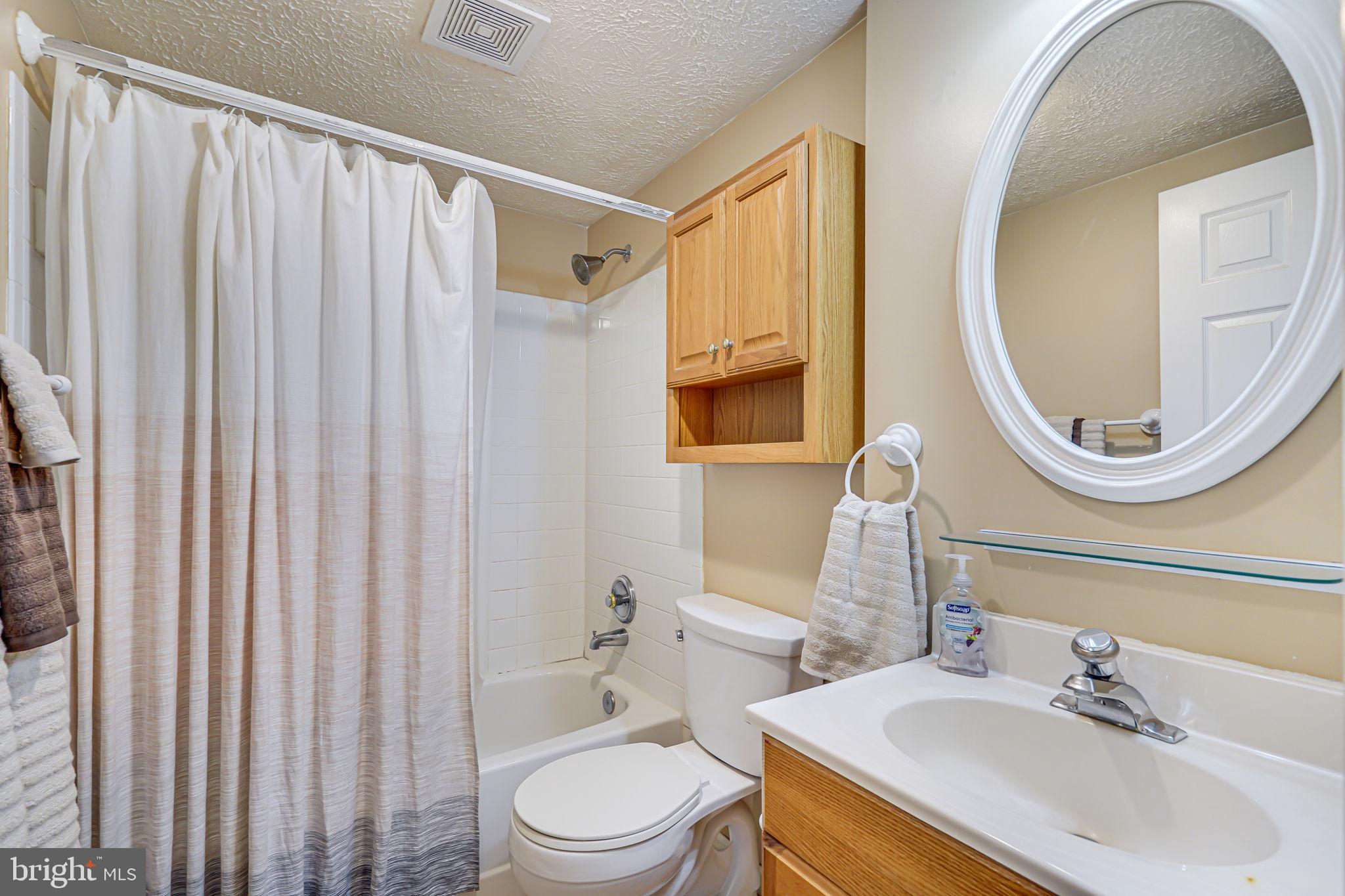 STRATFORD GLEN - Residential