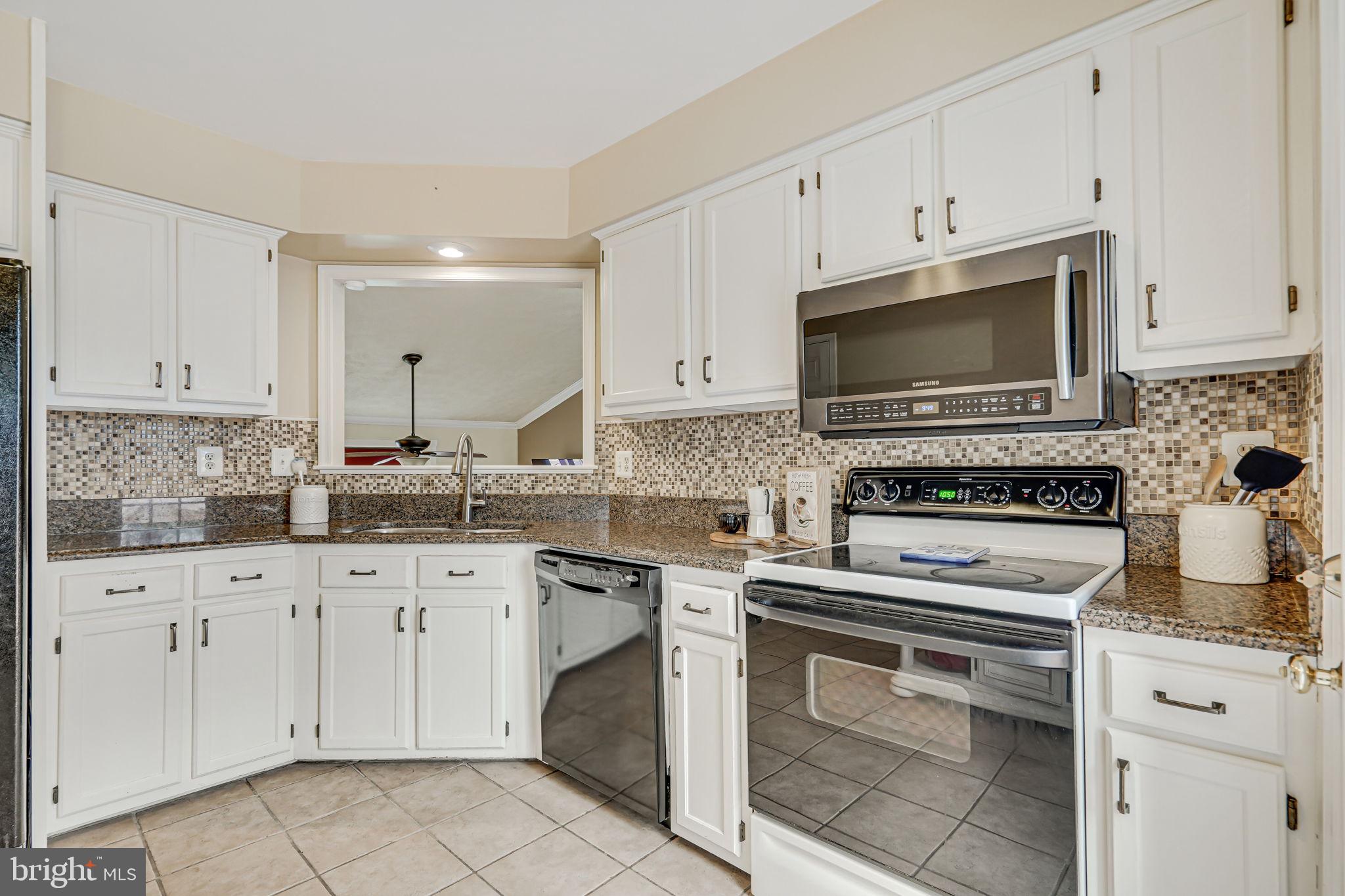 STRATFORD GLEN - Residential