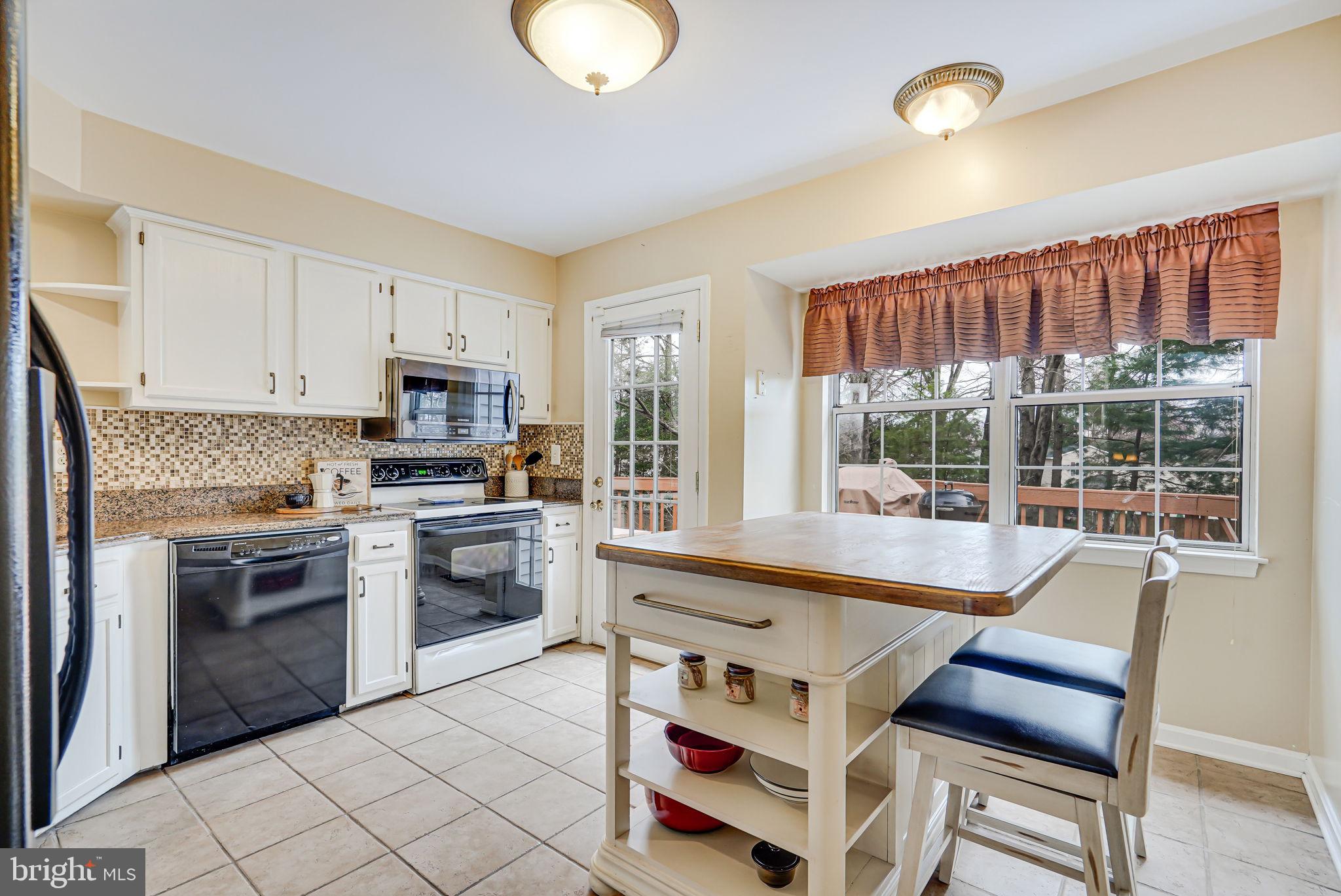 STRATFORD GLEN - Residential