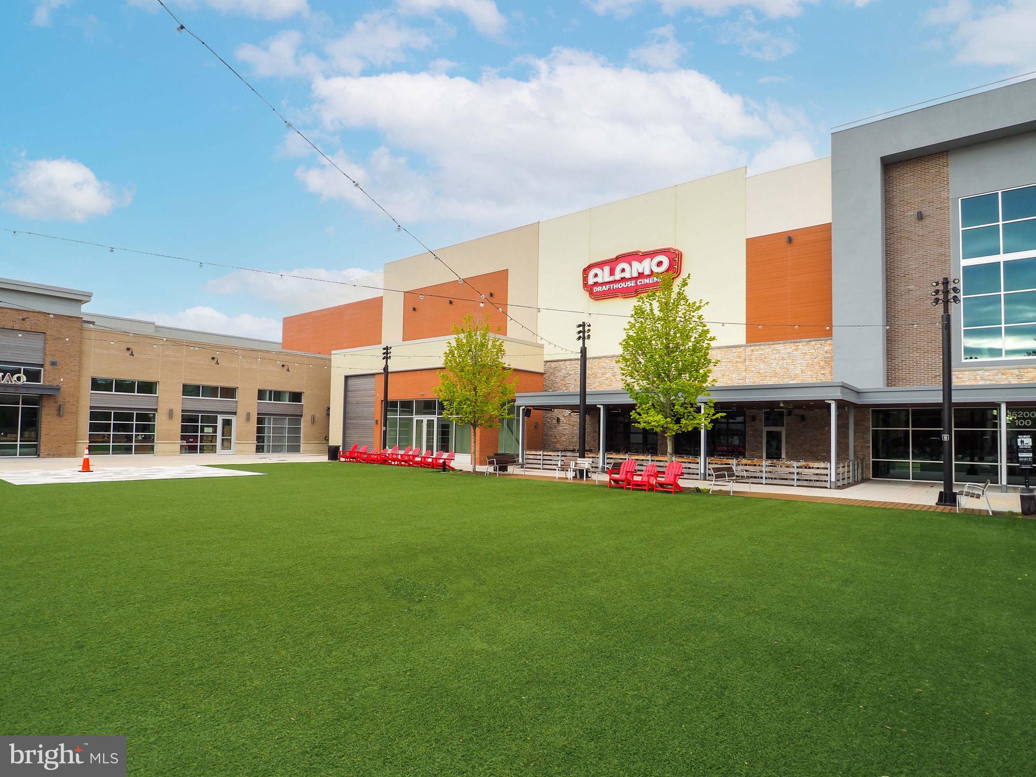 STRATFORD GLEN - Residential