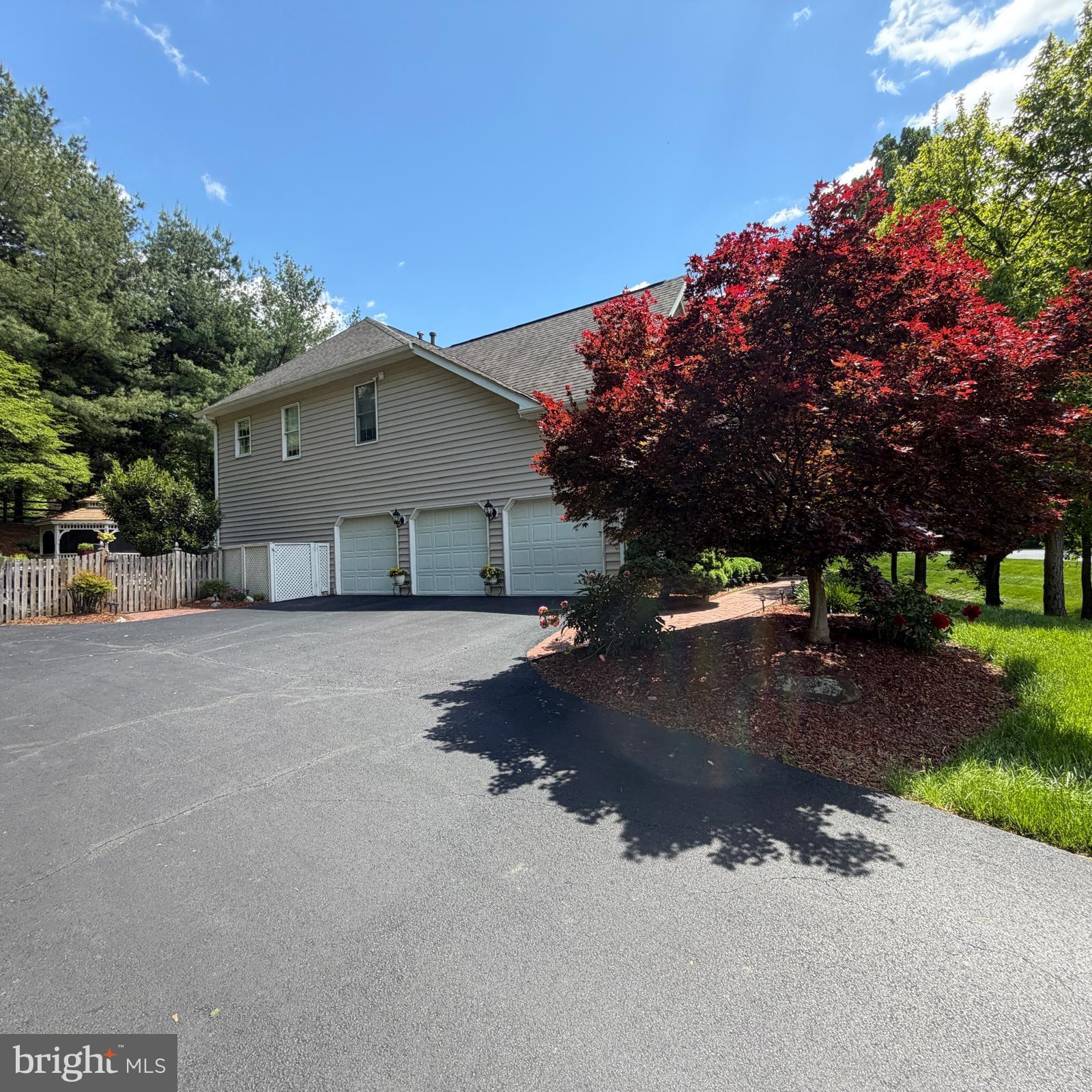 GREAT FALLS WOODS - Residential