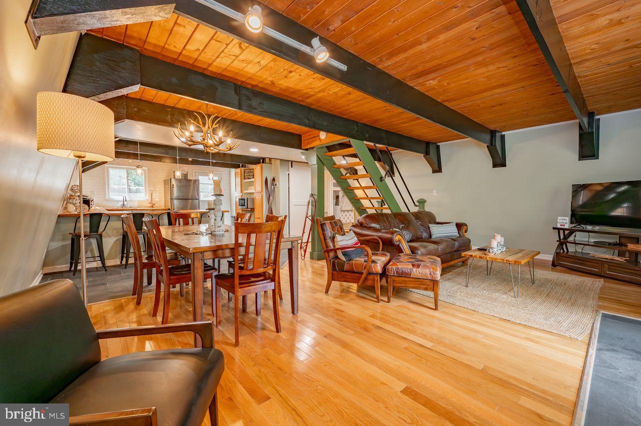 MILLHOUSE MANOR - Residential