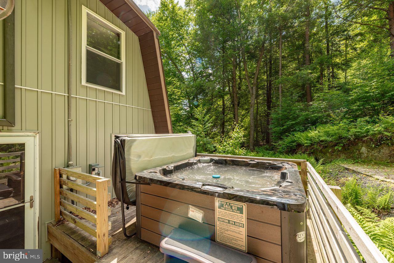 MILLHOUSE MANOR - Residential