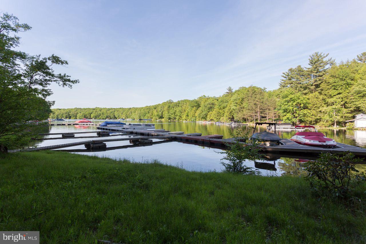 MILLHOUSE MANOR - Residential