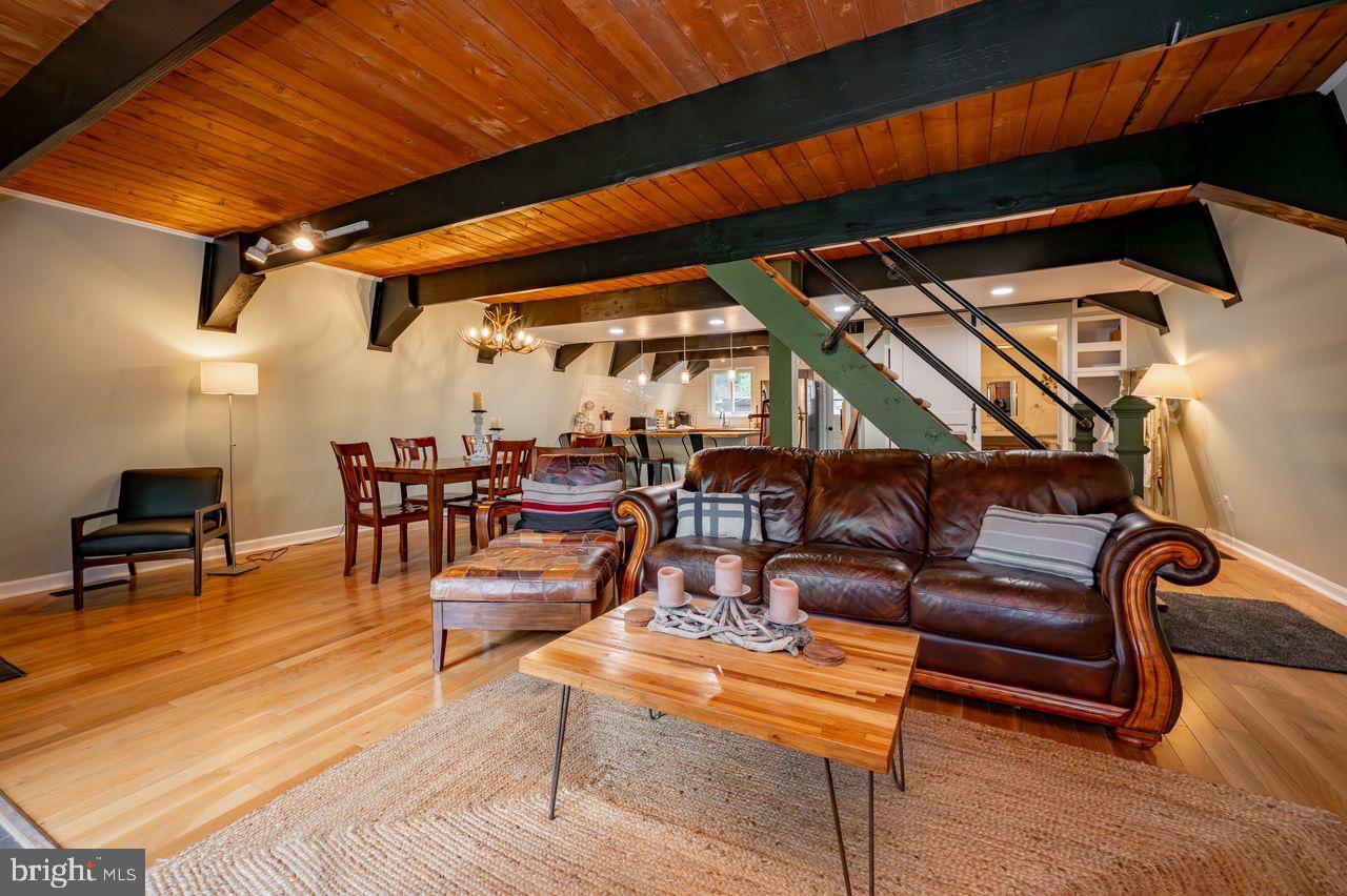 MILLHOUSE MANOR - Residential