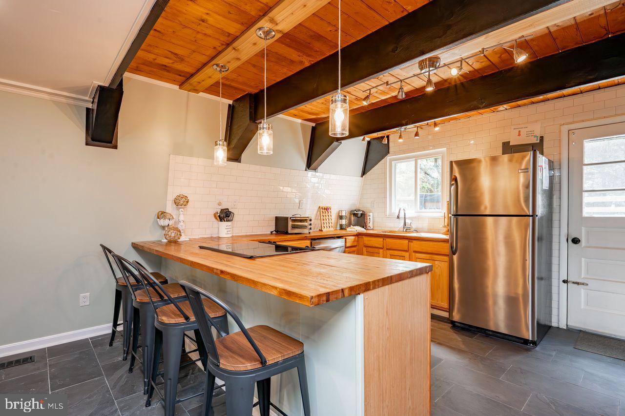 MILLHOUSE MANOR - Residential