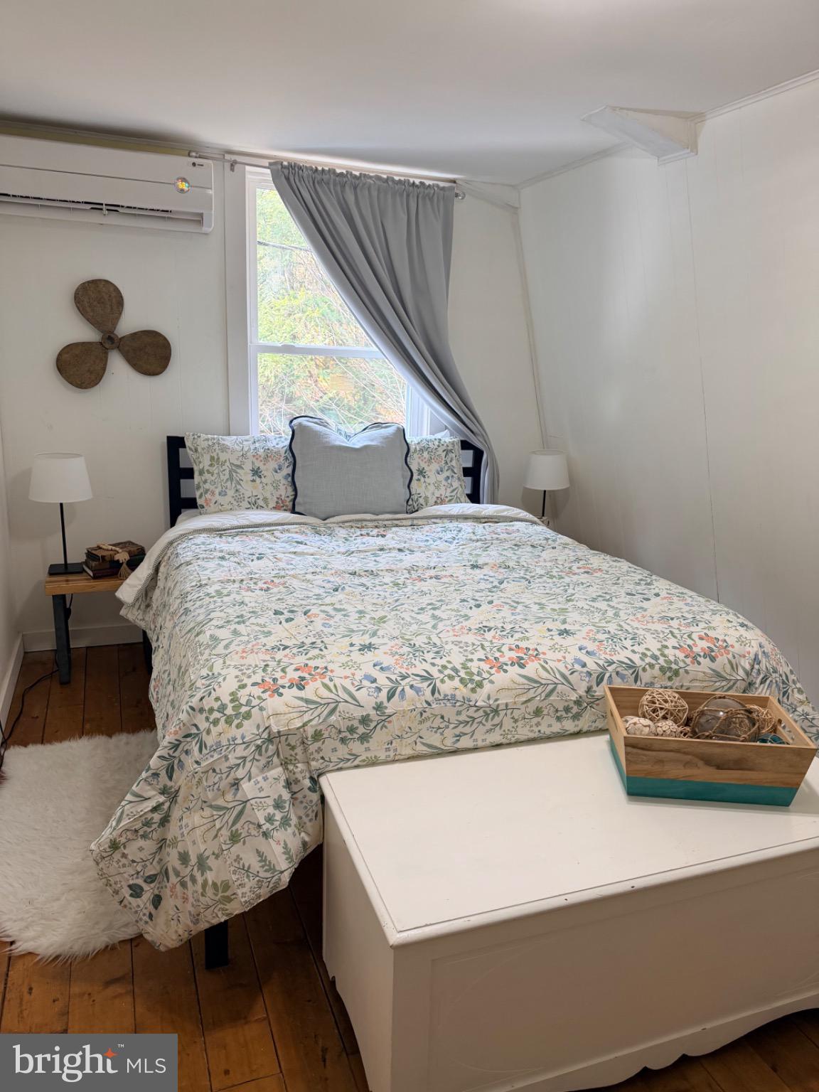 MILLHOUSE MANOR - Residential