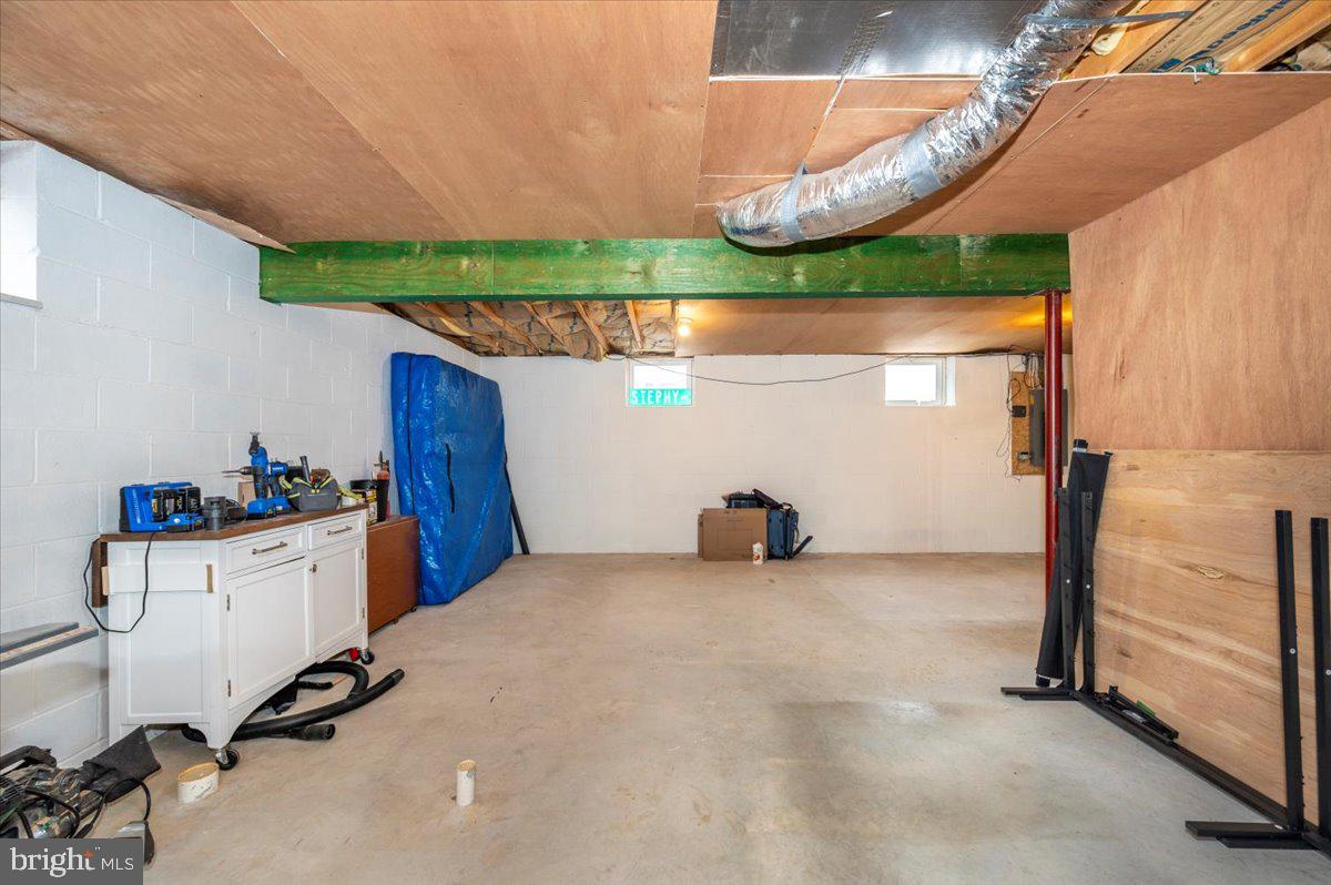 BRIGHTON MANOR - Residential