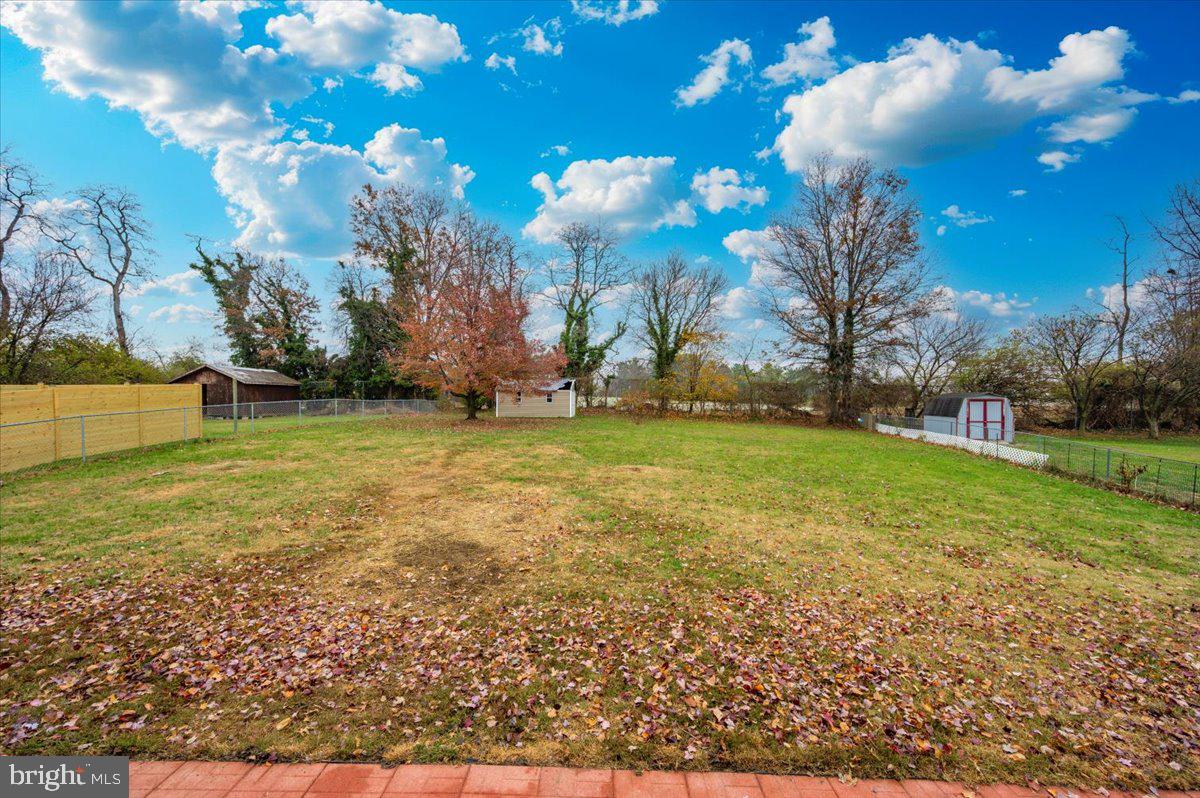 BRIGHTON MANOR - Residential