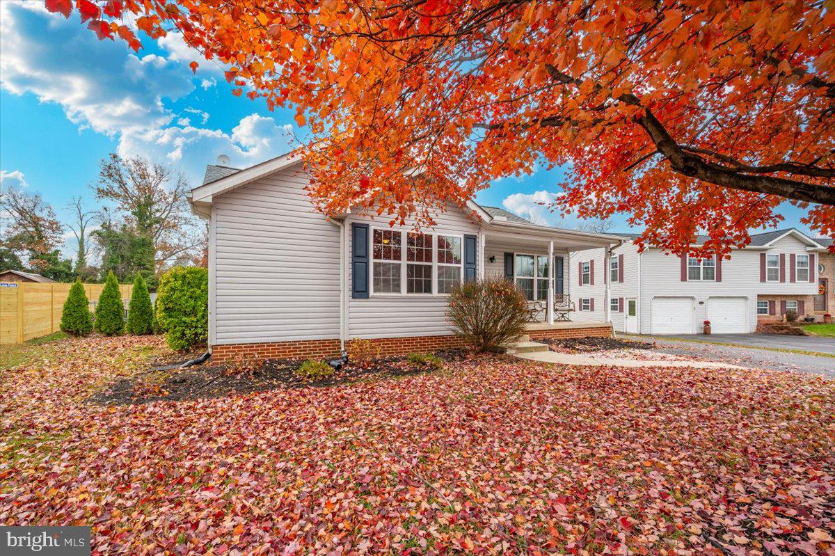 BRIGHTON MANOR - Residential