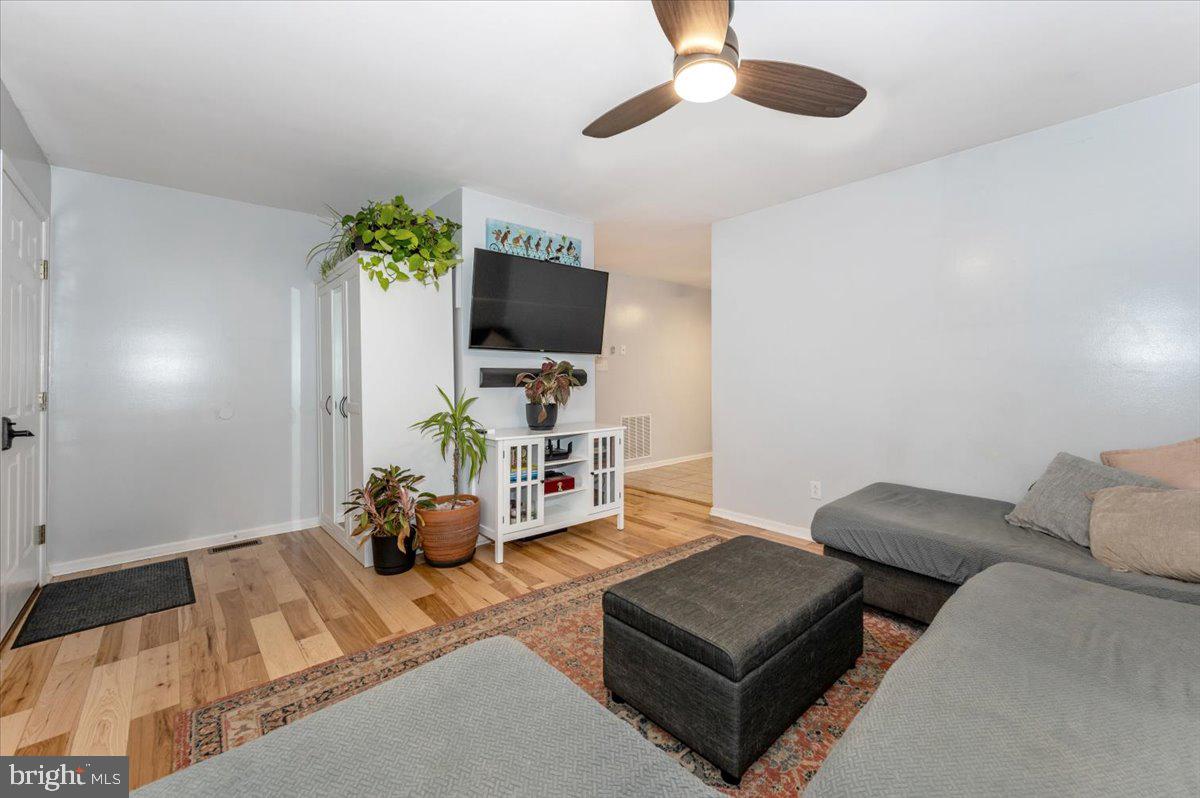 BRIGHTON MANOR - Residential