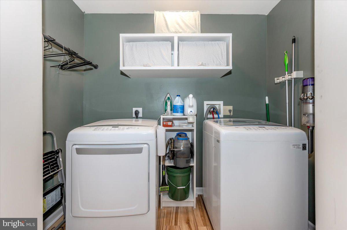 BRIGHTON MANOR - Residential