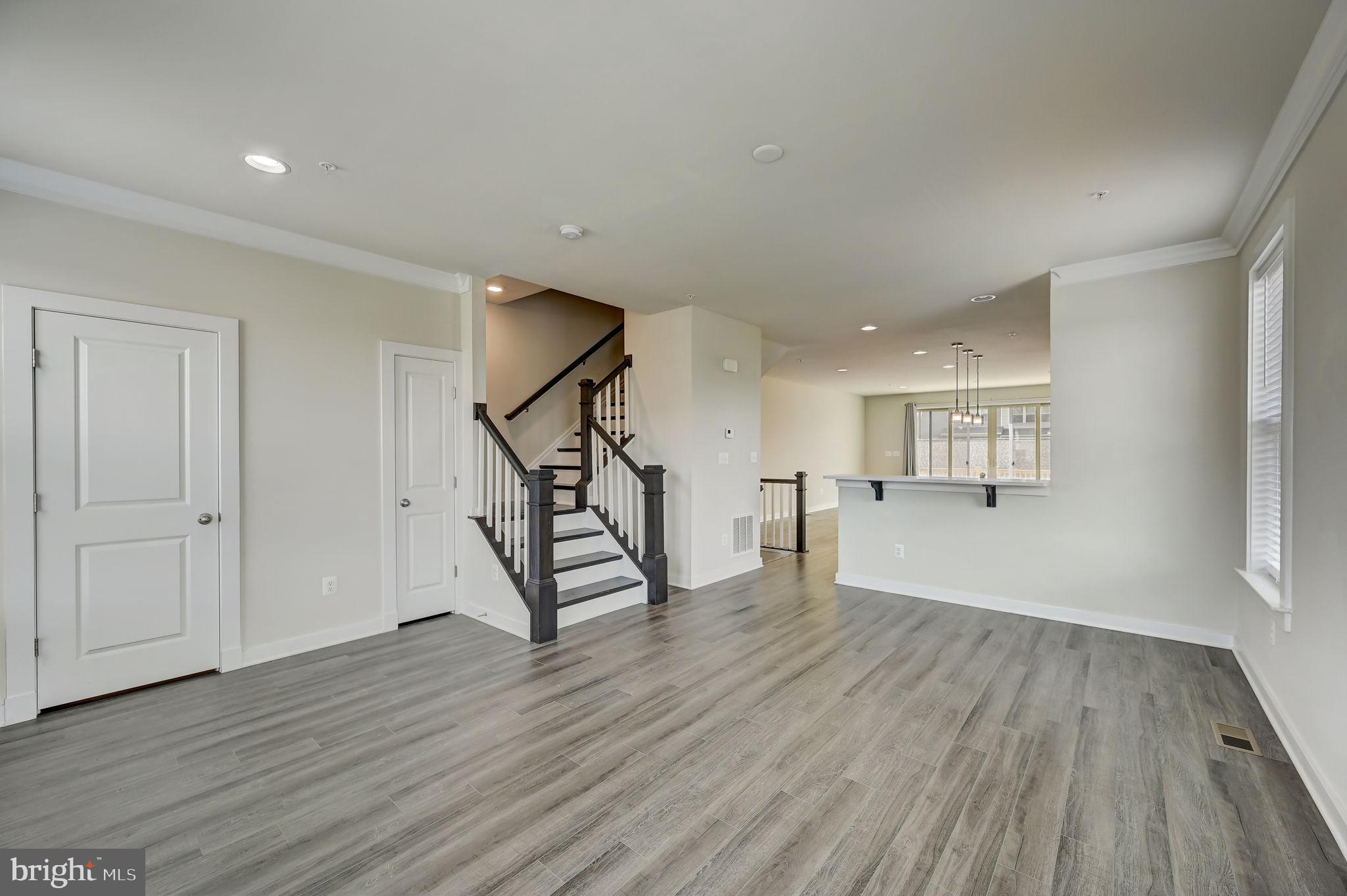 STONE BARN VILLAGE - Residential Lease