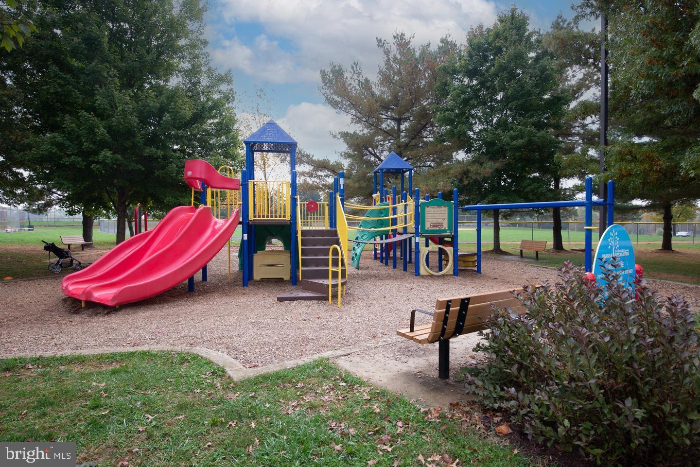 STONE BARN VILLAGE - Residential Lease