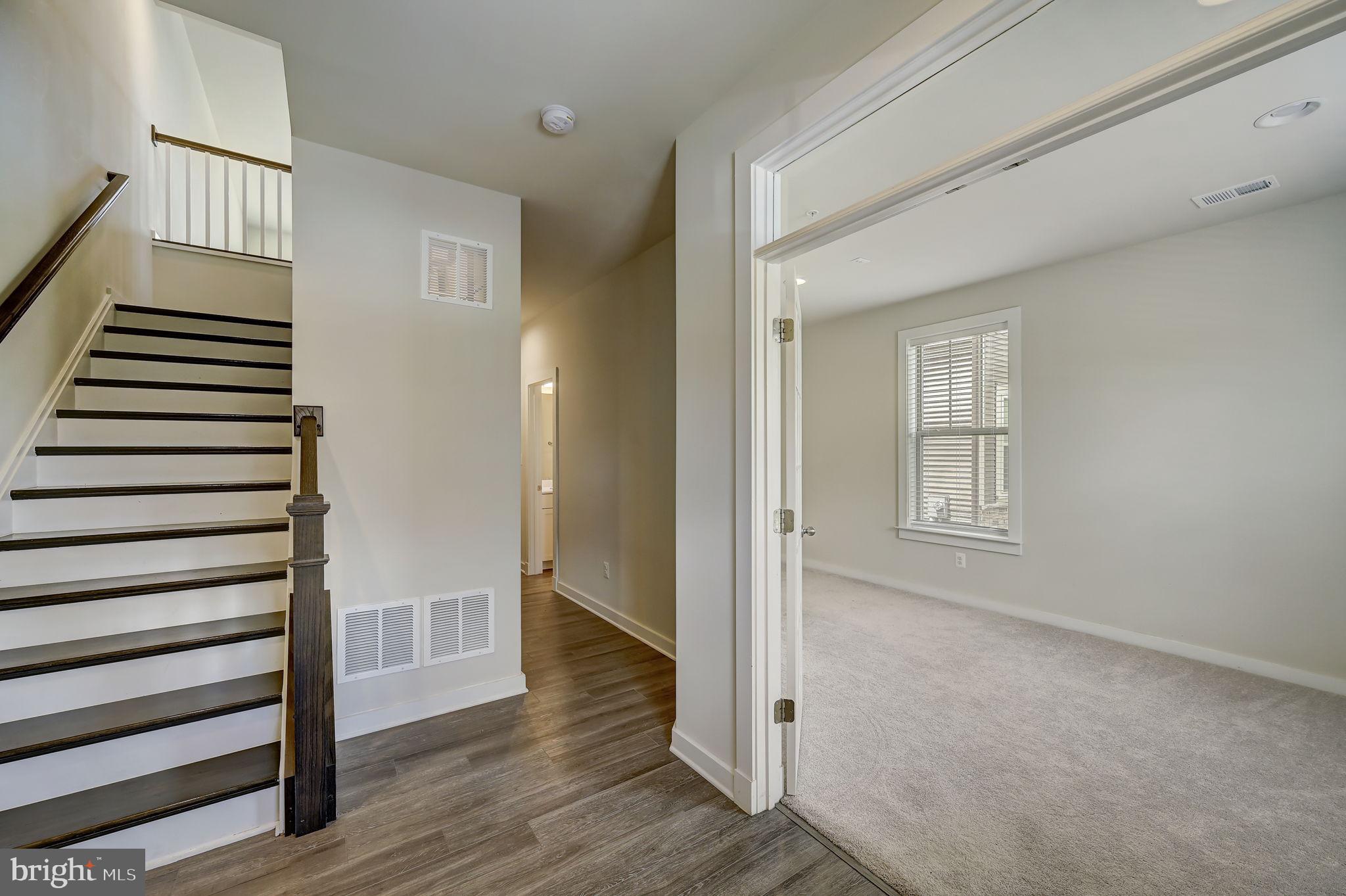 STONE BARN VILLAGE - Residential Lease