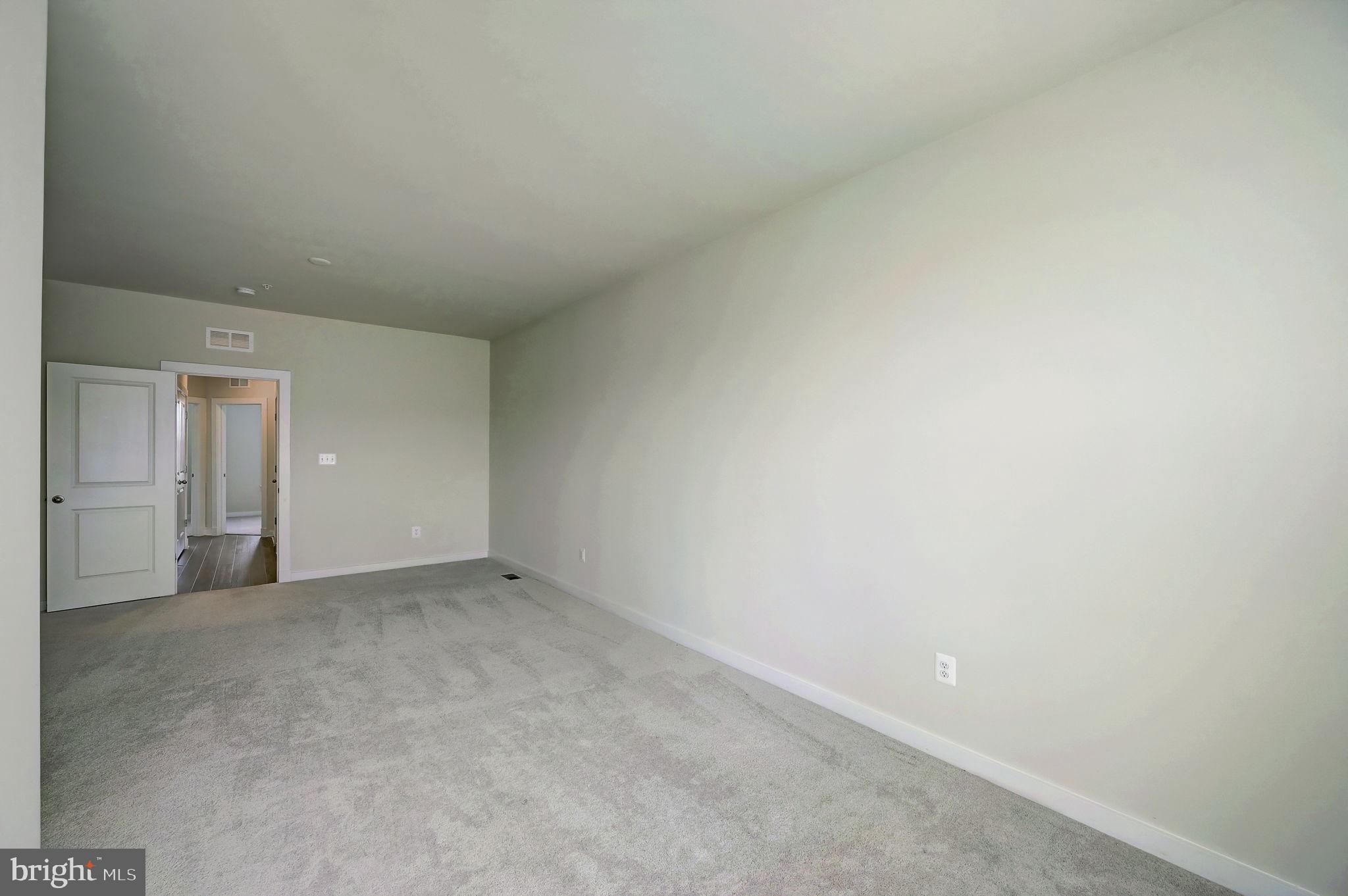 STONE BARN VILLAGE - Residential Lease