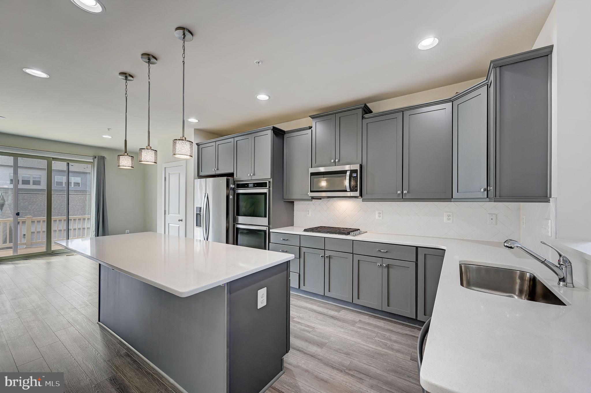 STONE BARN VILLAGE - Residential Lease