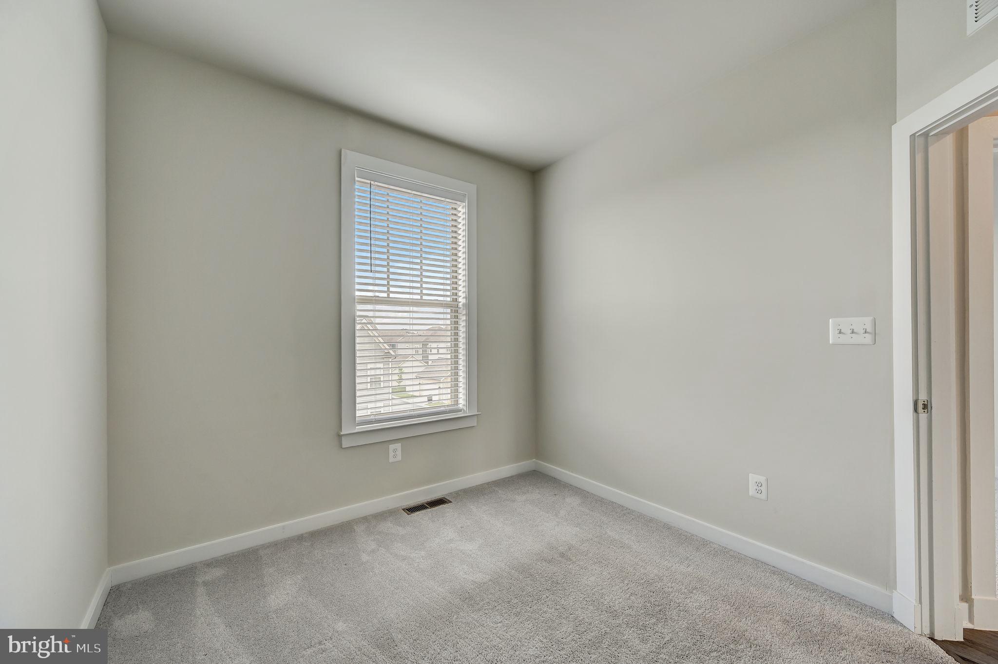 STONE BARN VILLAGE - Residential Lease