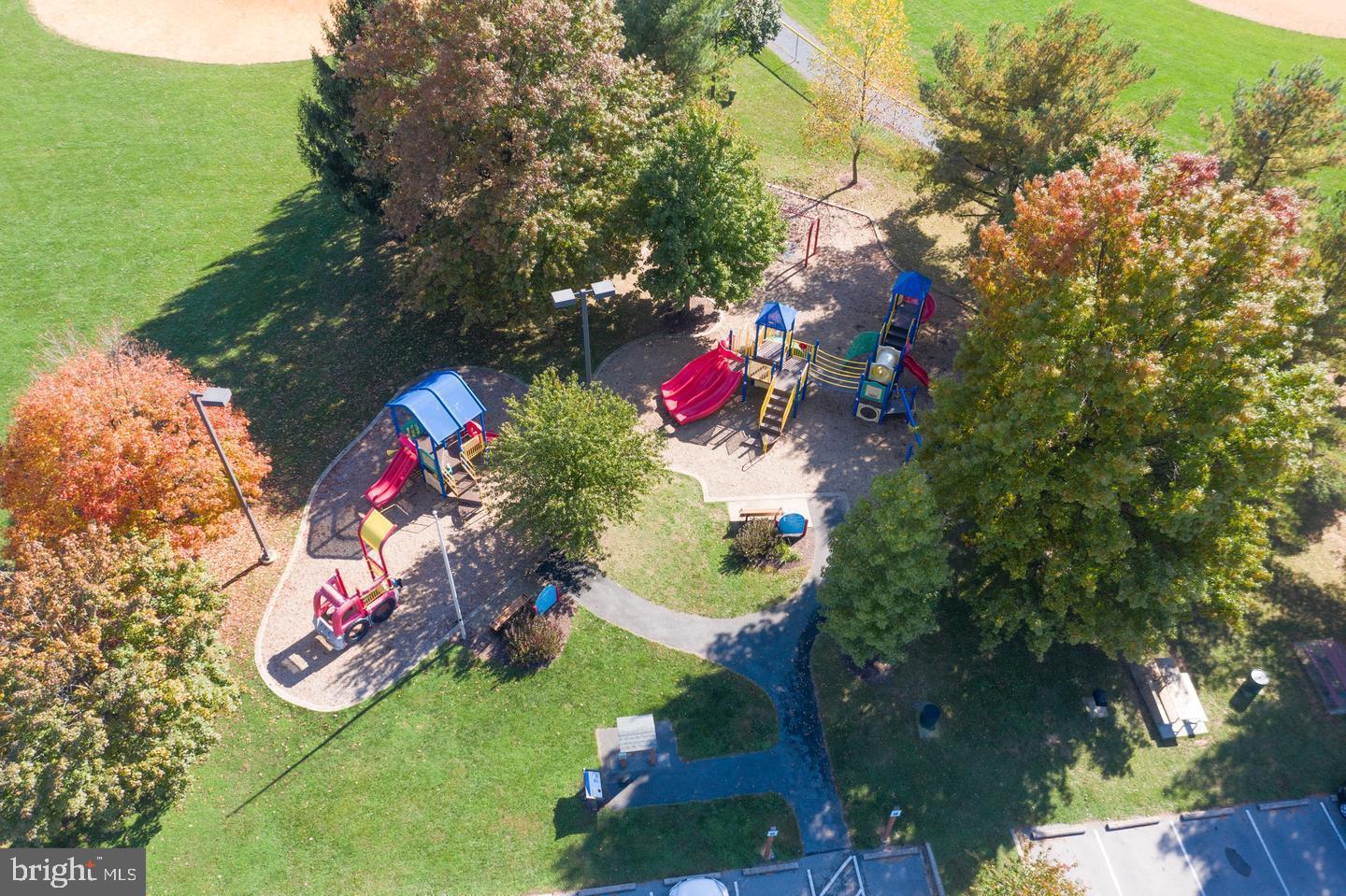 STONE BARN VILLAGE - Residential Lease