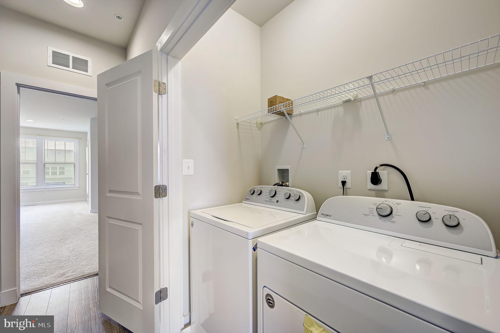 STONE BARN VILLAGE - Residential Lease