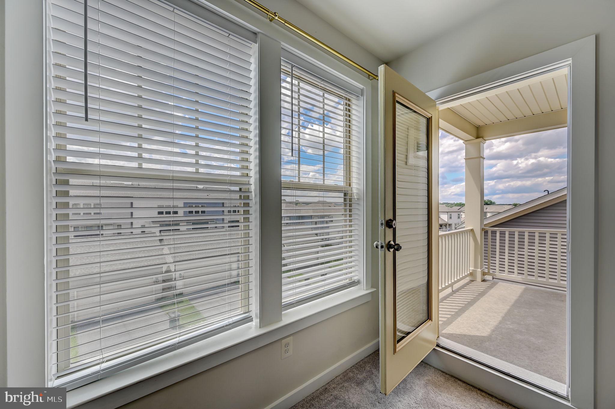 STONE BARN VILLAGE - Residential Lease