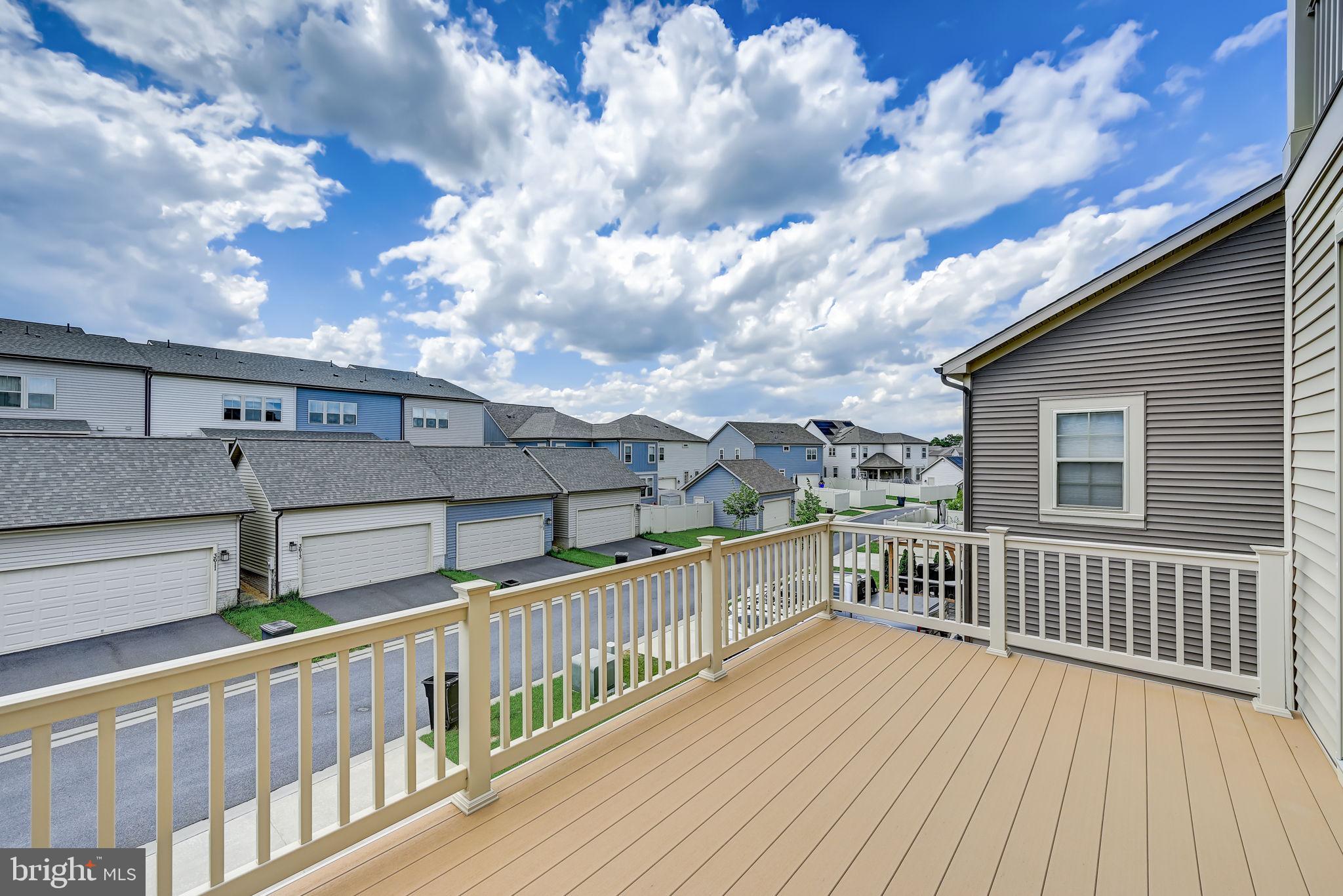 STONE BARN VILLAGE - Residential Lease