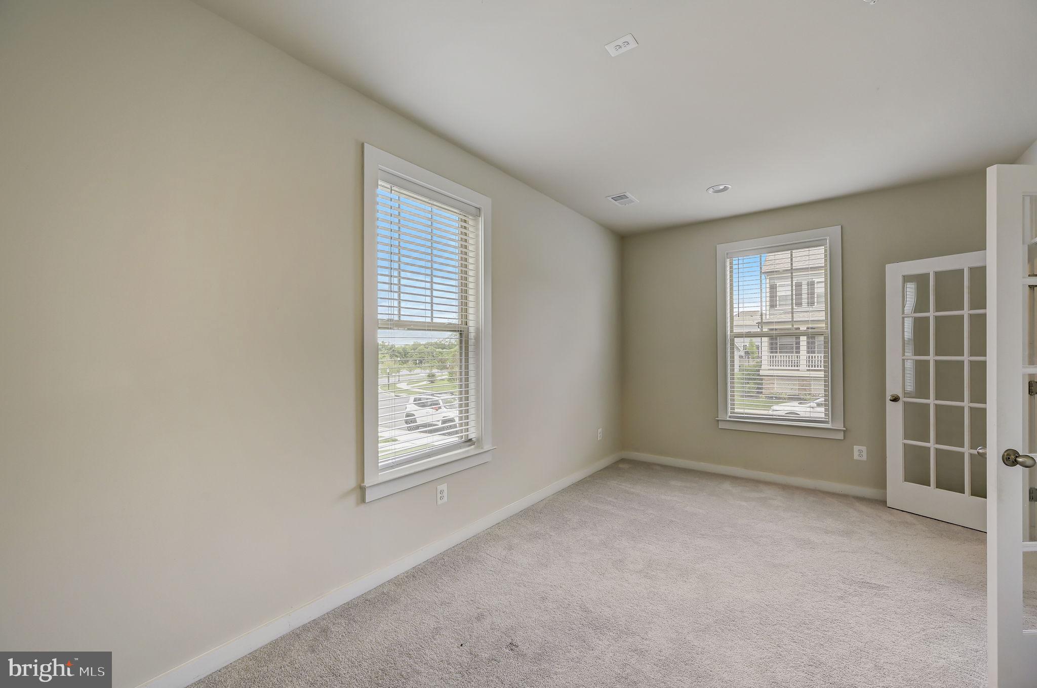 STONE BARN VILLAGE - Residential Lease