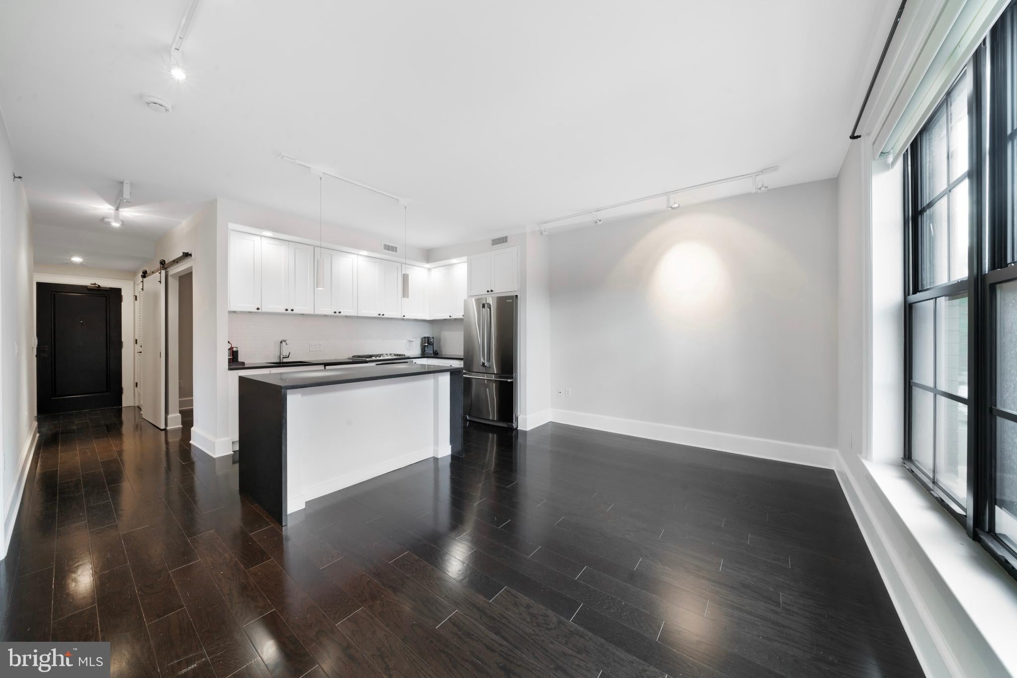 1011 M STREET NW 208
