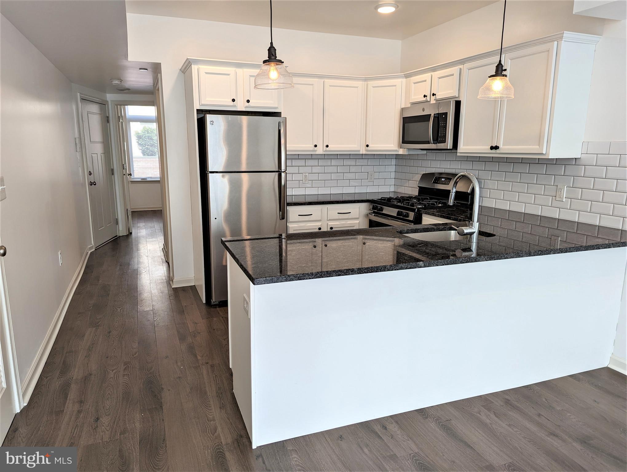 6615 RIDGE AVENUE 201