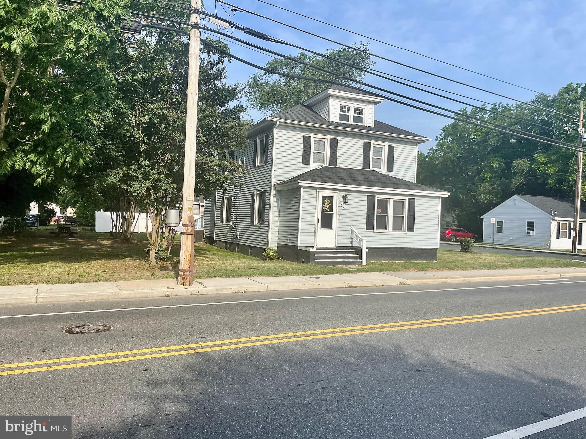 701 LAKE STREET 1