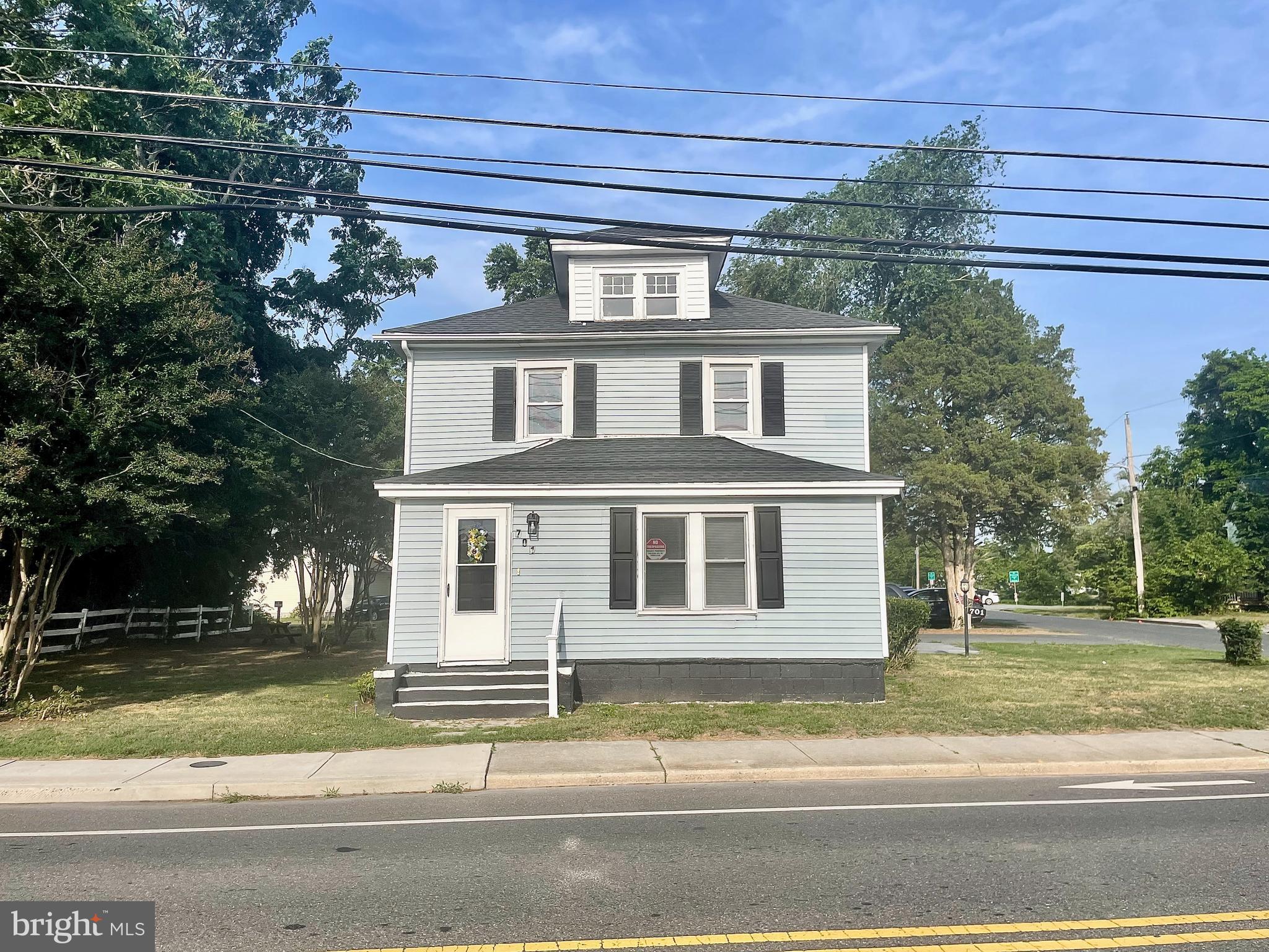 701 LAKE STREET 1