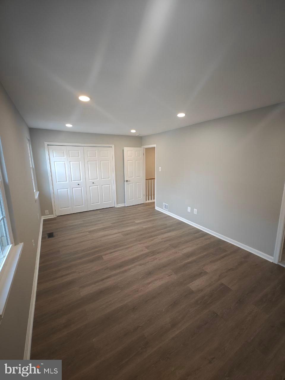 PINEWOOD STATION - Residential