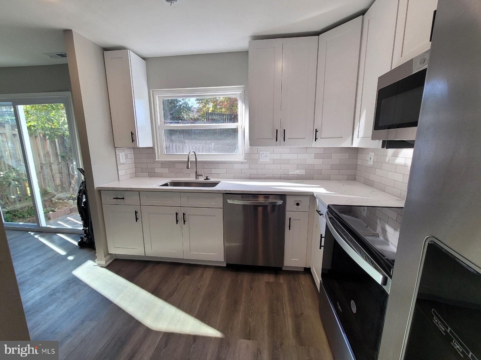 PINEWOOD STATION - Residential