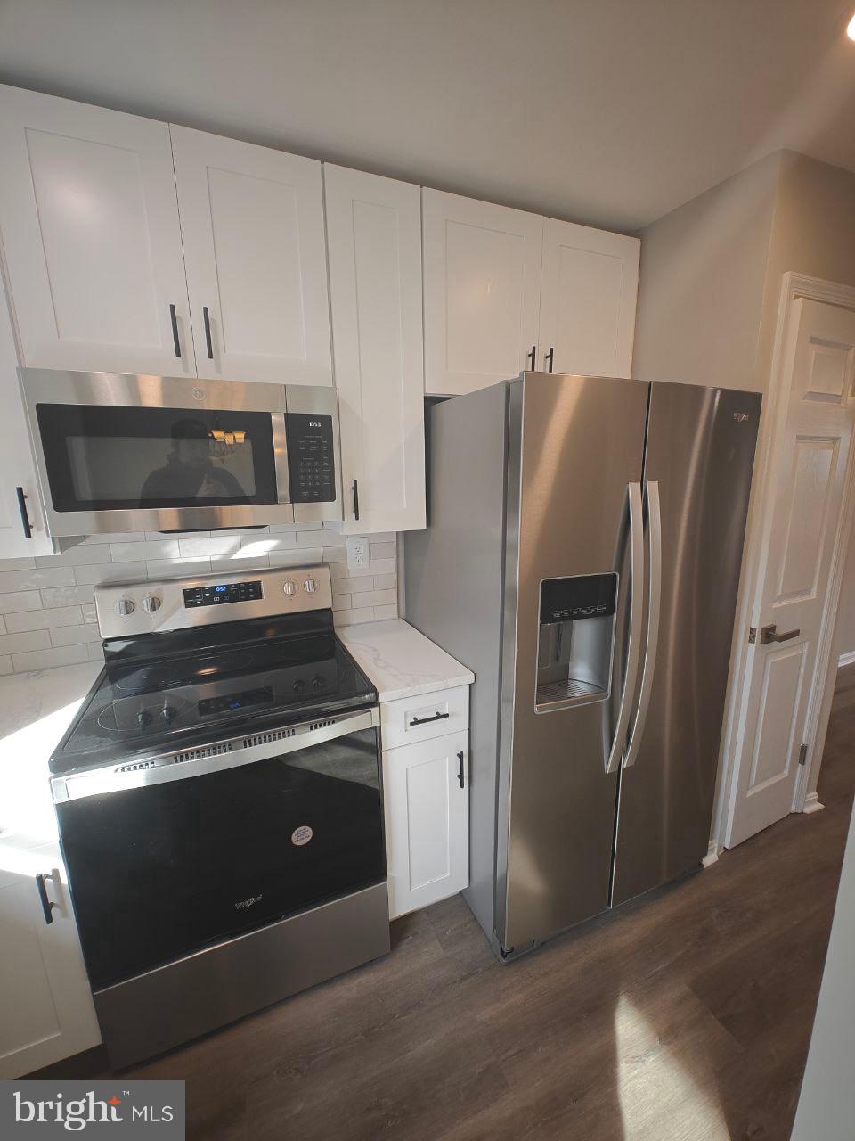 PINEWOOD STATION - Residential