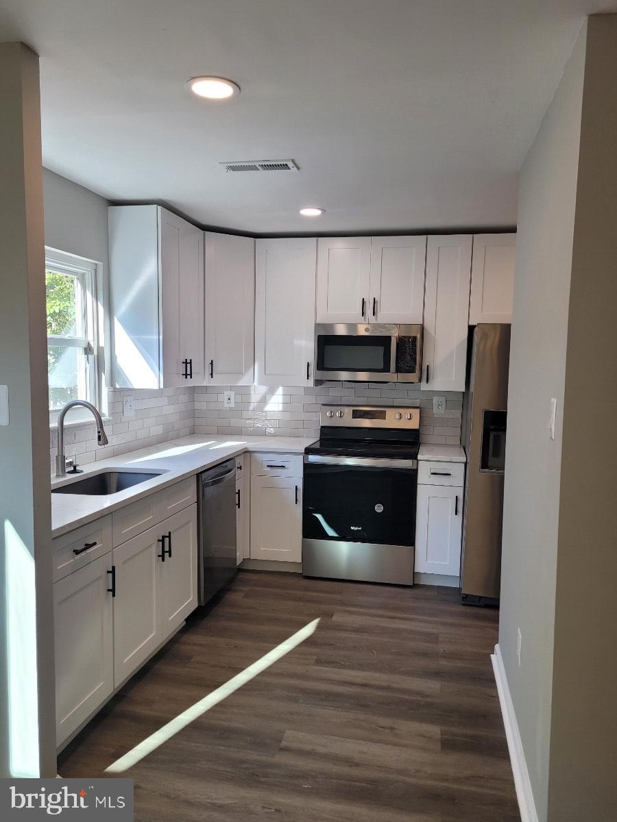 PINEWOOD STATION - Residential