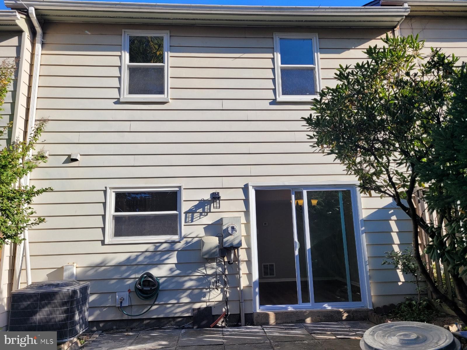 PINEWOOD STATION - Residential