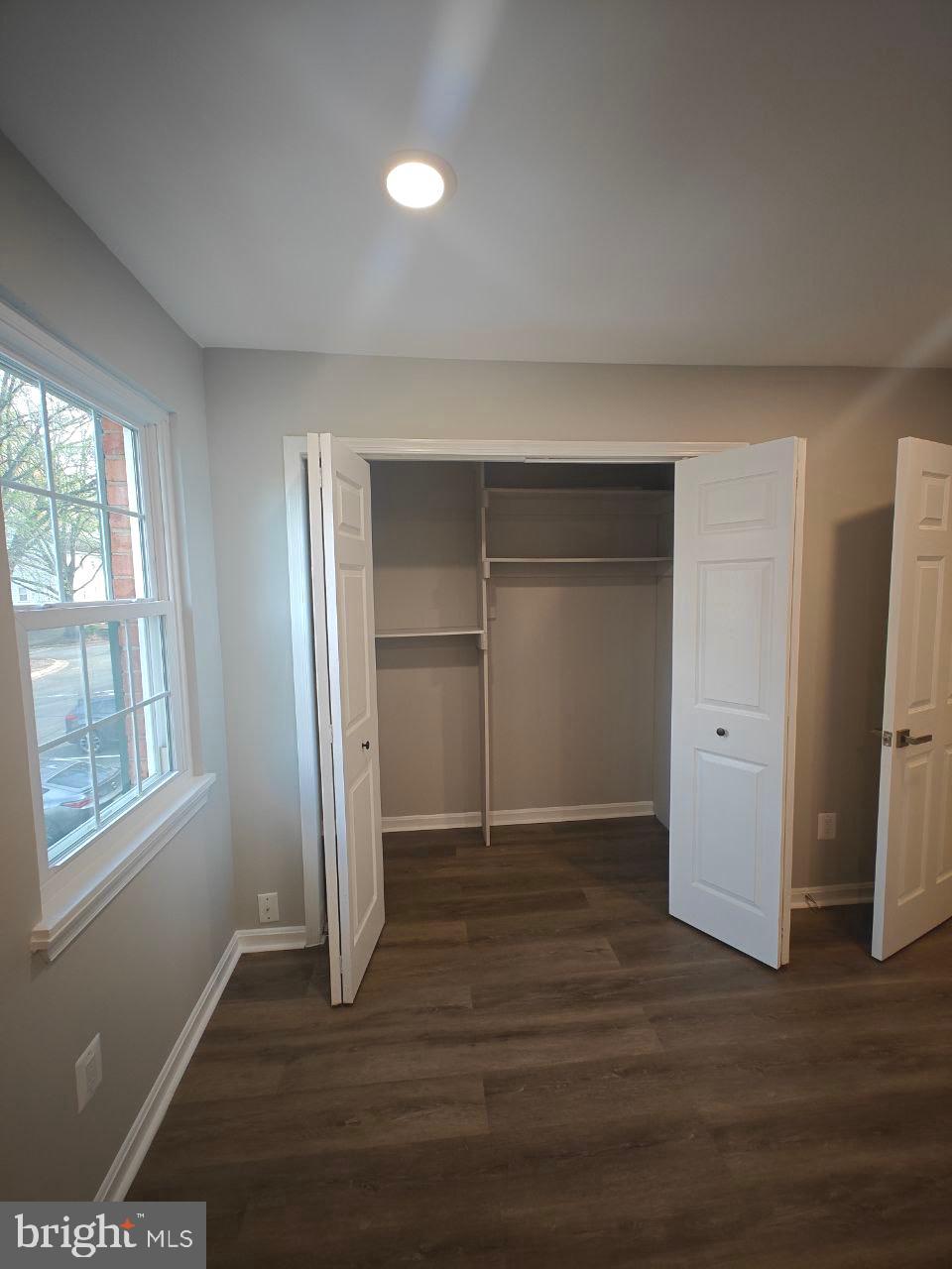 PINEWOOD STATION - Residential