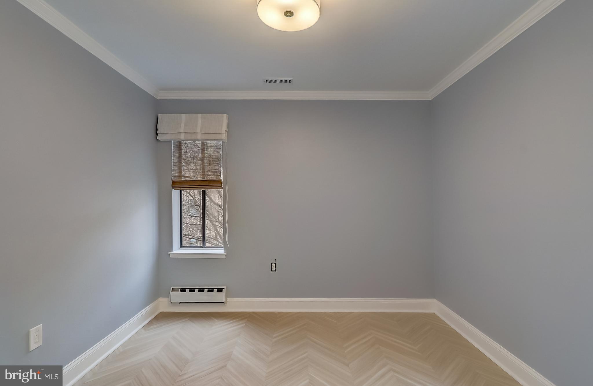 ROSSMOOR MUTUAL #19 - Residential