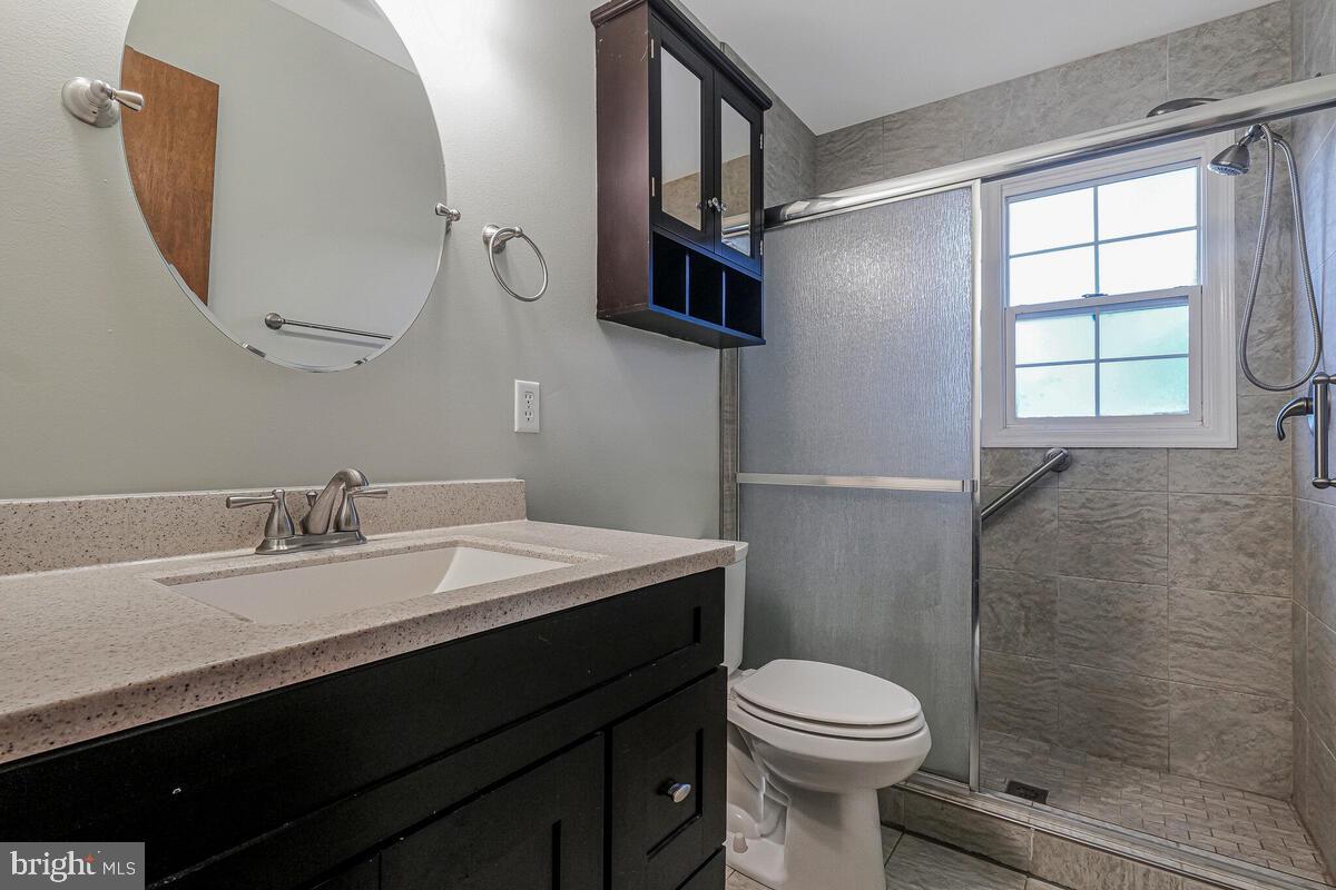 GOLDEN BEACH - Residential