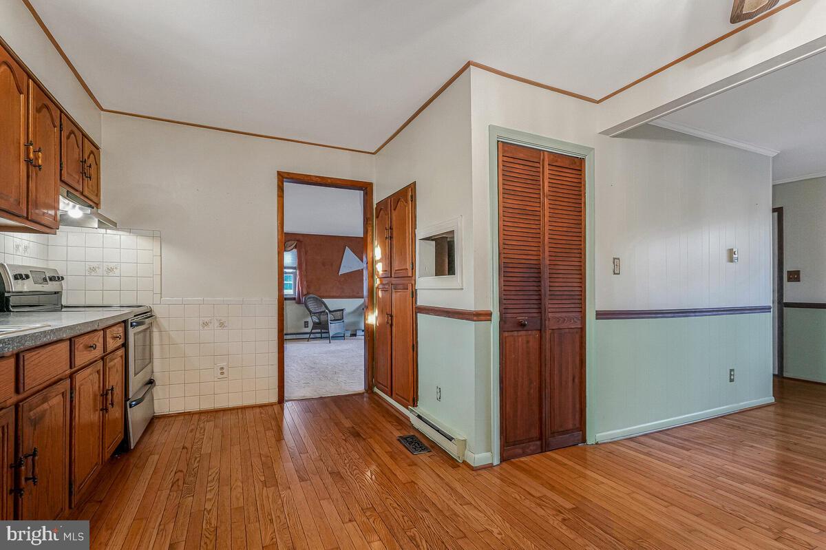 GOLDEN BEACH - Residential