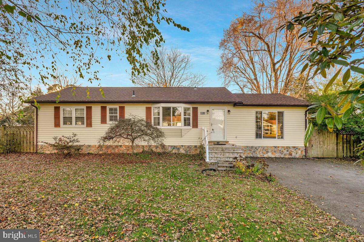 GOLDEN BEACH - Residential