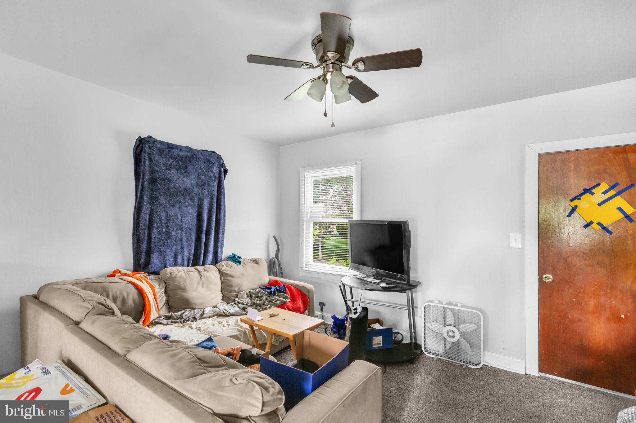 1063 MINNETONKA ROAD