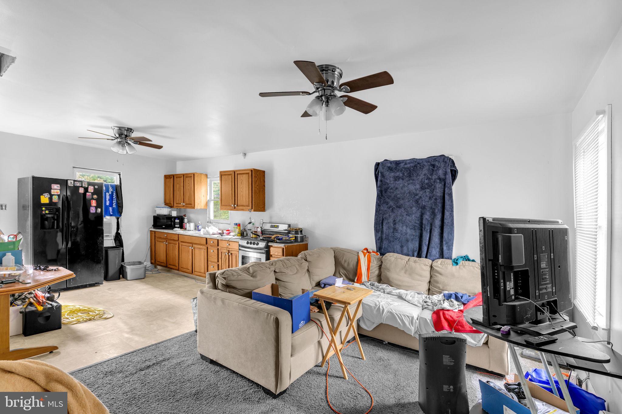 1063 MINNETONKA ROAD