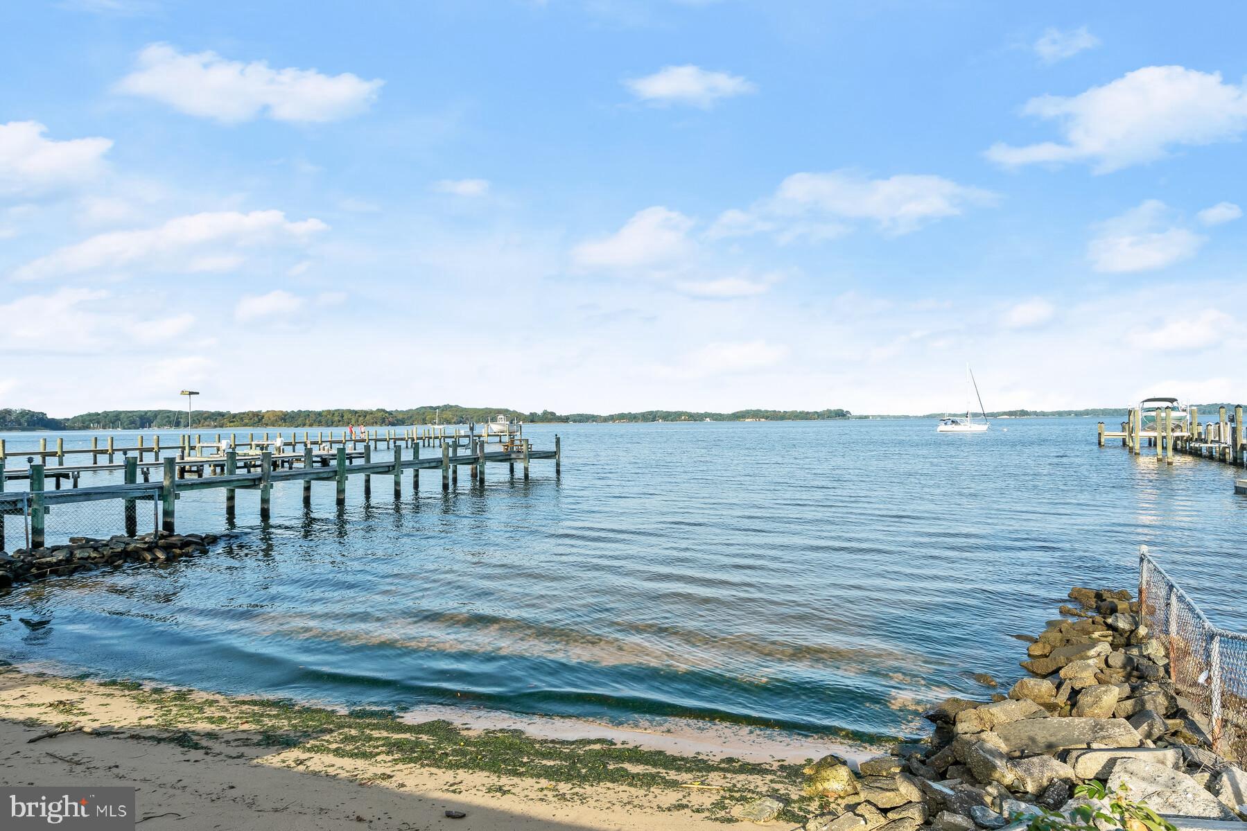 WEST MAGOTHY MANOR - Residential