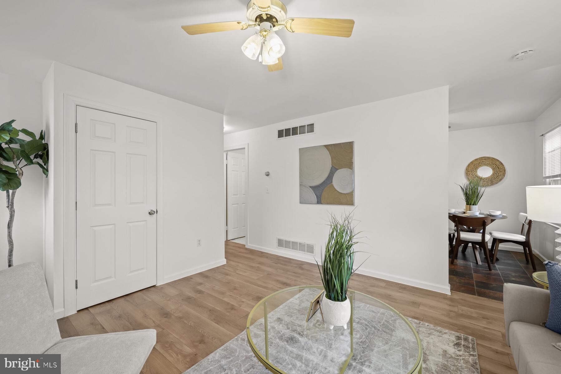 WEST MAGOTHY MANOR - Residential