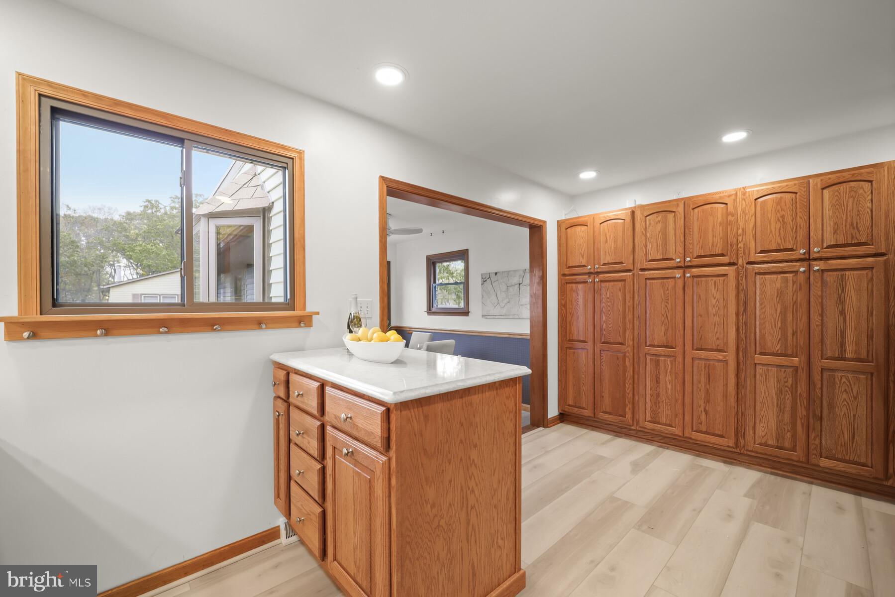 WEST MAGOTHY MANOR - Residential