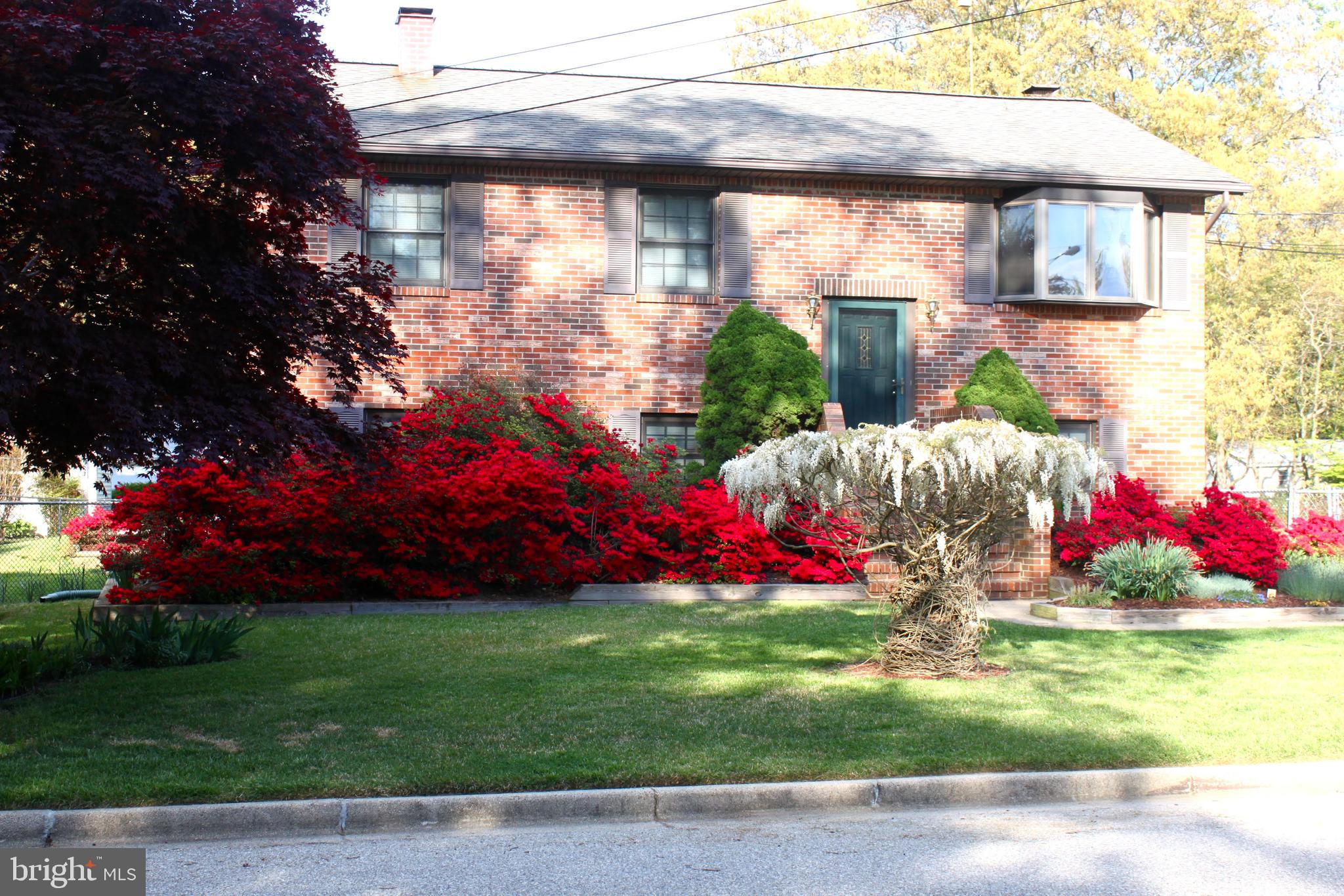 WEST MAGOTHY MANOR - Residential