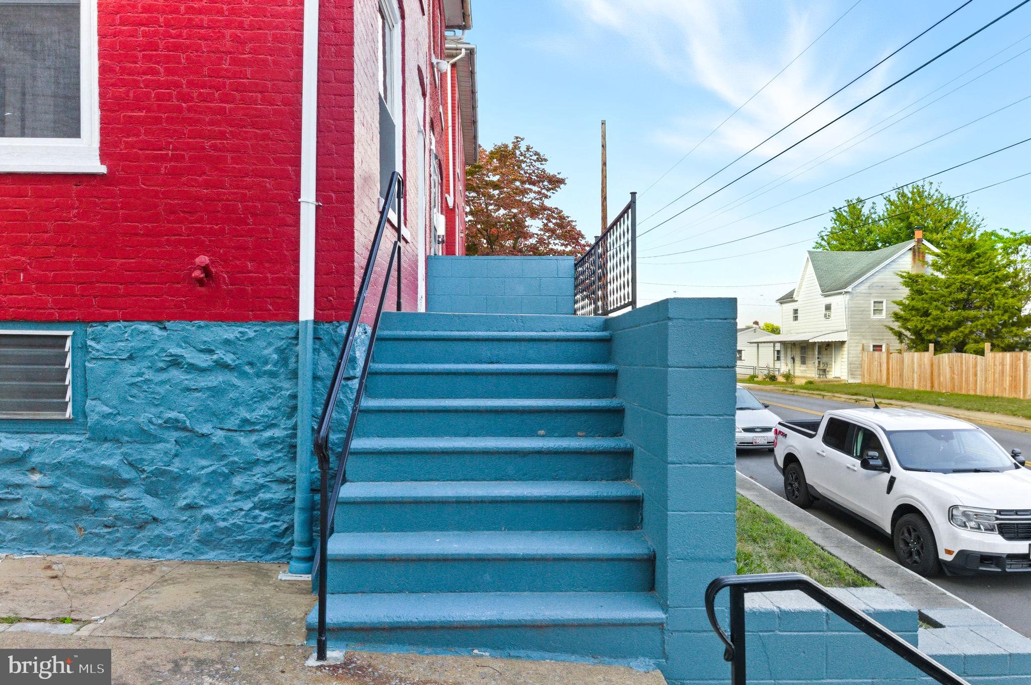 HAGERSTOWN - Residential